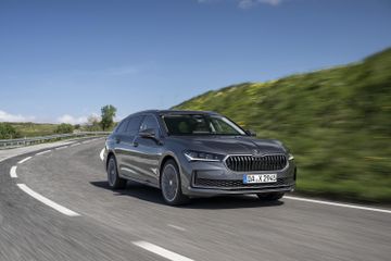 Skoda Superb Combi 2.0 TDI 4x4 (Mk IV) specs
