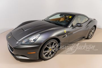 FERRARI CALIFORNIA CONVERTIBLE, 2010