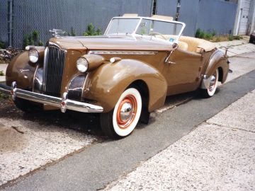 Packard One-Twenty Convertible Victoria by Darrin, 1940