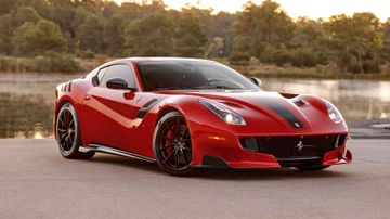 Ferrari F12tdf, 2017
