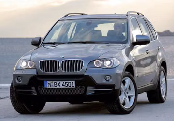 BMW X5 xDrive 35d (E70) specs