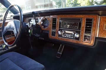 BUICK ELECTRA 225, 1982