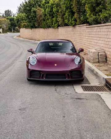 American Buyers Save the Manual 911