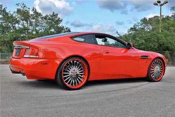 ASTON MARTIN VANQUISH COUPE, 2003
