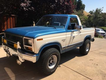 Ford Bronco XLT Lariat, 1982