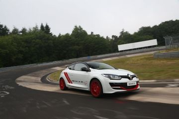 Renault Megane RS 275 Trophy R specs