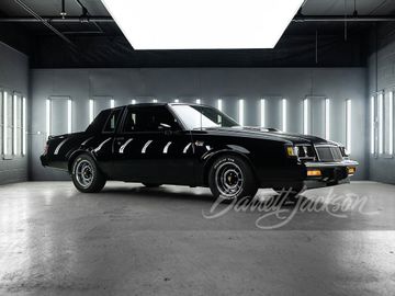 BUICK REGAL GRAND NATIONAL, 1986