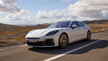 Porsche Panamera 4 E-Hybrid Executive (Mk III) specs