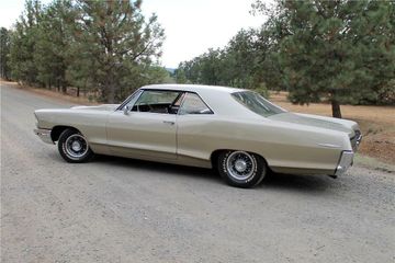 PONTIAC GRAND PRIX, 1965