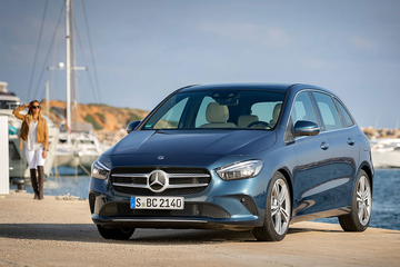 Mercedes-Benz B 180 (W247) specs