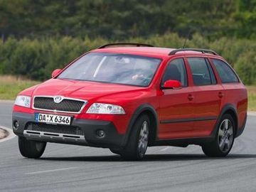 Skoda Octavia Scout 2.0 FSI (1Z) specs