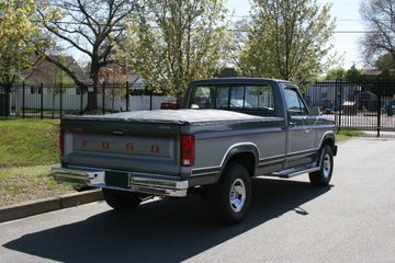 FORD F-150 PICKUP, 1986