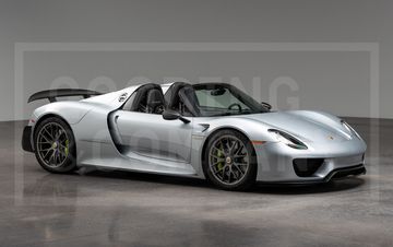 Porsche 918 Spyder Weissach, 2015