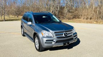 Mercedes-Benz GL450, 2012