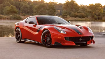 Ferrari F12tdf, 2017