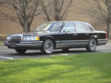 Lincoln Town Car, 1992