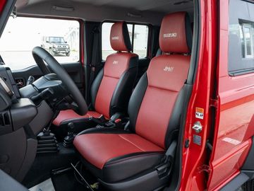 My Suzuki Jimny: The best car for Dubai adventures!