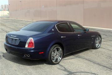 MASERATI QUATTROPORTE 4-DOOR SEDAN, 2006