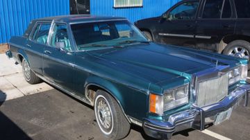 Lincoln Versailles, 1979
