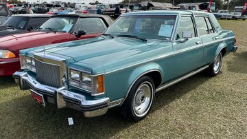 Lincoln Versailles, 1980