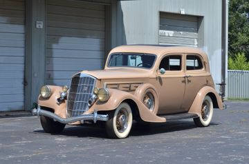 Pierce-Arrow Sedan, 1935