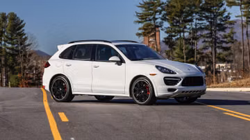 Porsche Cayenne GTS, 2013
