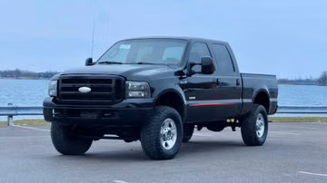 شاحنة بيك أب فورد F350 سوبر ديوتي لاريات أوتلو، 2007