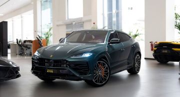 Lamborghini Urus SE – The Electrified Bull