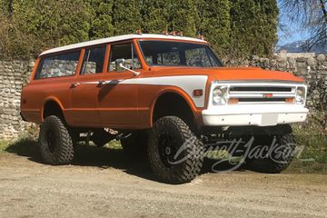 Chevrolet Suburban Custom SUV, 1968