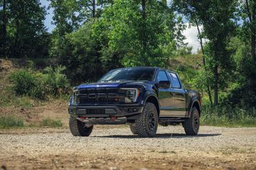 Ford F-150 Raptor R specs