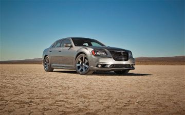 Chrysler 300 SRT-8 (Mk II) specs
