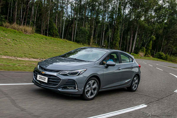 Chevrolet Cruze Hatch 1.4T (Mk II) specs