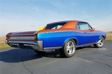 PONTIAC LEMANS CUSTOM HARDTOP, 1966