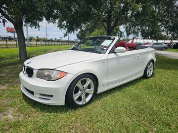 BMW 128i Convertible, 2008