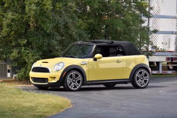 Mini Cooper S Convertible, 2009