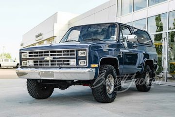 CHEVROLET K5 BLAZER CUSTOM SUV, 1988