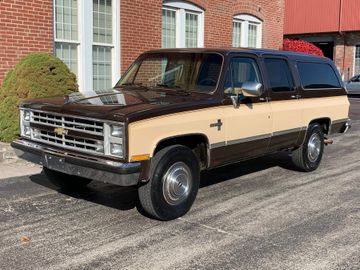 Chevrolet Suburban, 1985