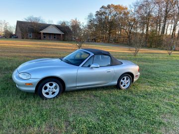 Mazda Miata, 1999