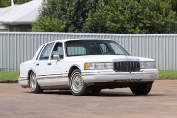 Lincoln Town Car, 1991