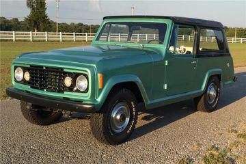 JEEP COMMANDO CUSTOM SUV, 1972