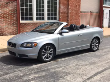 Volvo C70 Convertible, 2010