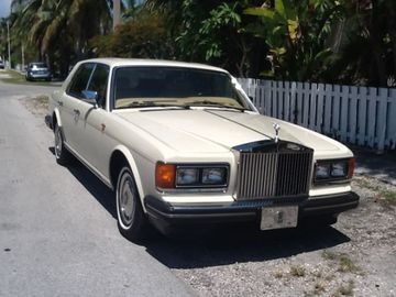 Rolls-Royce Silver Spirit II Sedan, 1991