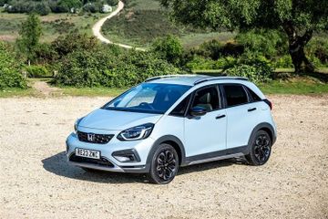 Honda Jazz e:HEV Crosstar (Mk IV Facelift) specs