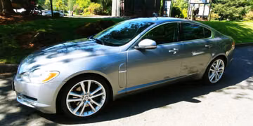 Jaguar XF Premium Portfolio, 2011
