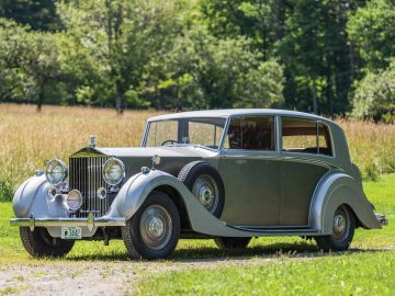 Rolls-Royce Phantom III Limousine by H.J. Mulliner, 1939