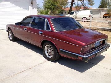JAGUAR XJ 6 VANDEN PLAS 4 DOOR SEDAN, 1990