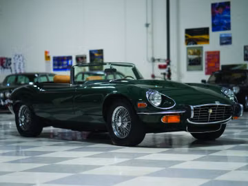 Jaguar E-Type Series 3 V-12 Roadster, 1974