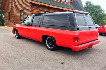 Chevrolet Suburban Custom, 1990