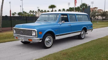 Chevrolet Suburban, 1972