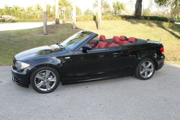 BMW 128i Convertible, 2008